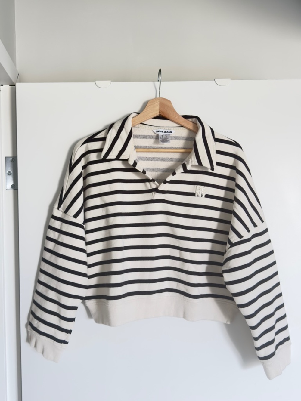 Striped Collared Cropped Sweatshirt - Black & Cream DKNY